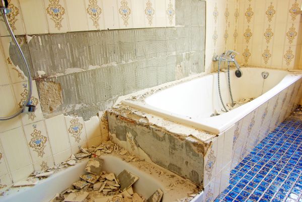 Bathtub Demolition in Mansfield