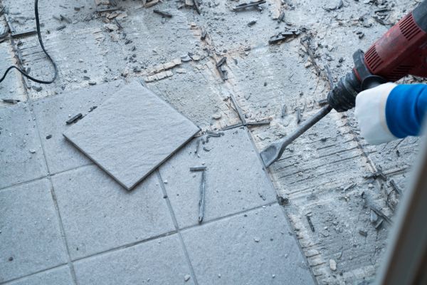 Flooring Removal Service in Mansfield