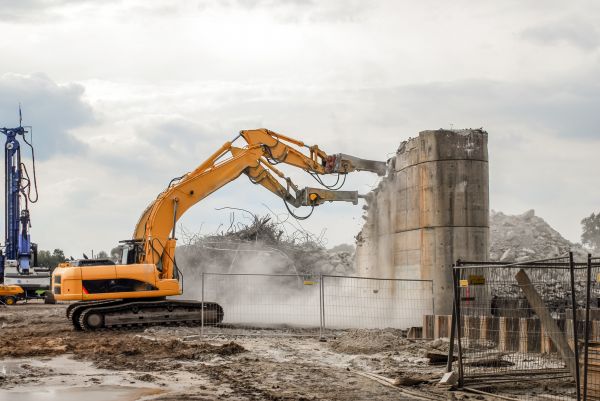 Silo Demolition in Mansfield
